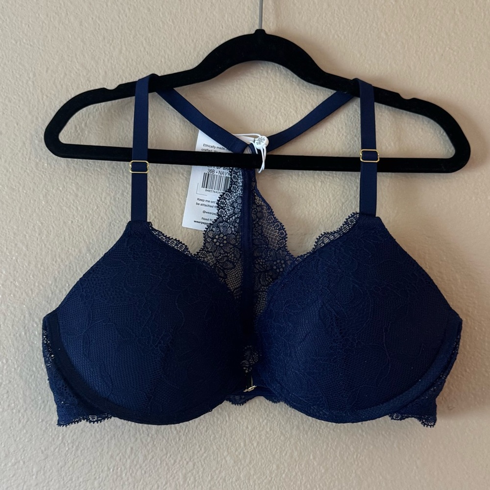 NWT Pepper Lace Racerback Lift Up Bra size 36B
